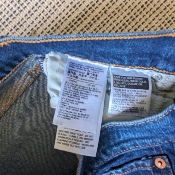 Levi's Wedgie Fit Jeans Slim Straight Tapered Leg Size 26 Medium Dark Wash - Picture 7 of 8